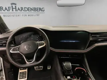 Touareg 3.0 TDI 4Motion R-Line Pano AHK Navi ACC