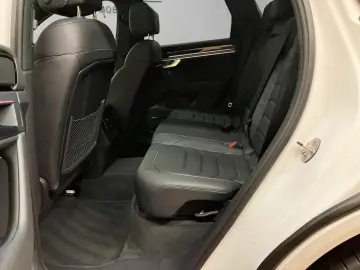 Touareg 3.0 TDI 4Motion R-Line Pano AHK Navi ACC