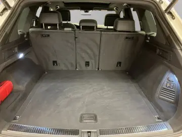 Touareg 3.0 TDI 4Motion R-Line Pano AHK Navi ACC