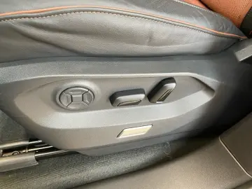 Touareg Elegance 3.0 V6 Plugin Hybrid Luftfederw