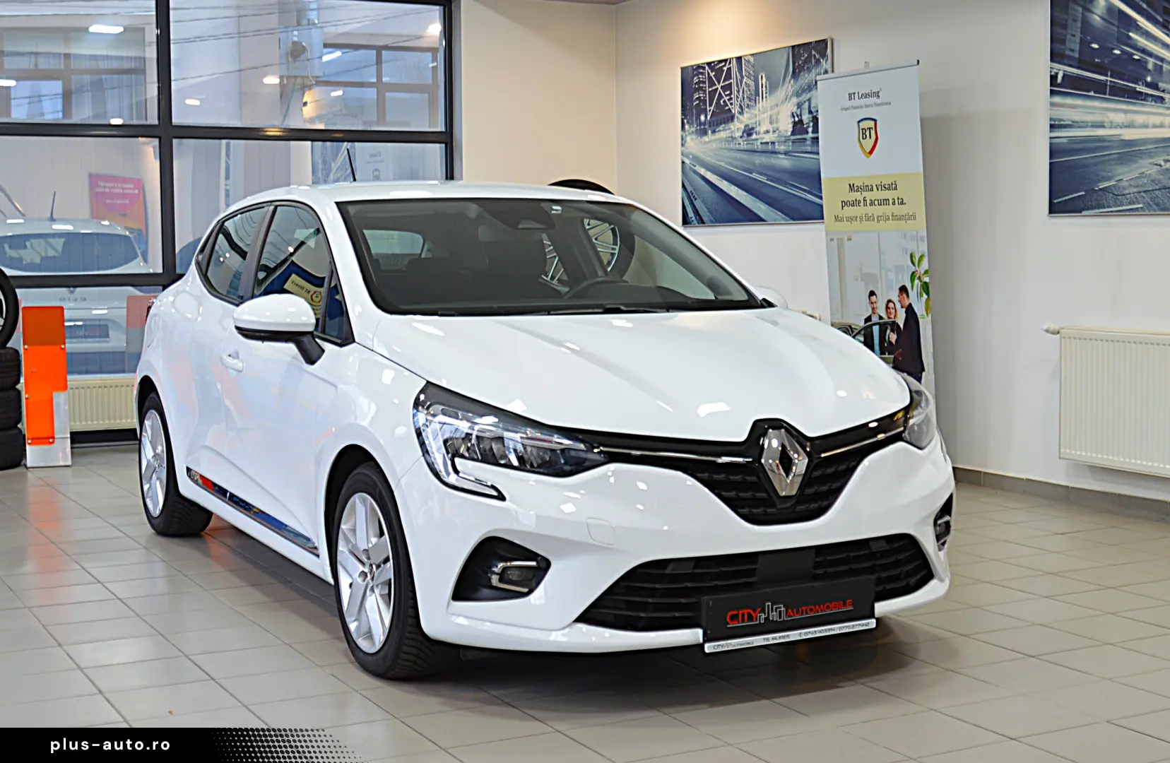 RENAULT CLIO 1.6 E-TECH HYBRID AUTOMATIC