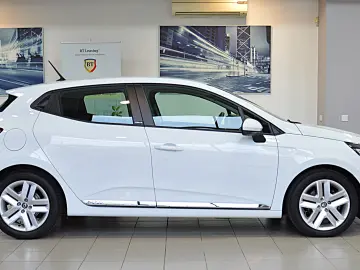 RENAULT CLIO 1.6 E-TECH HYBRID AUTOMATIC