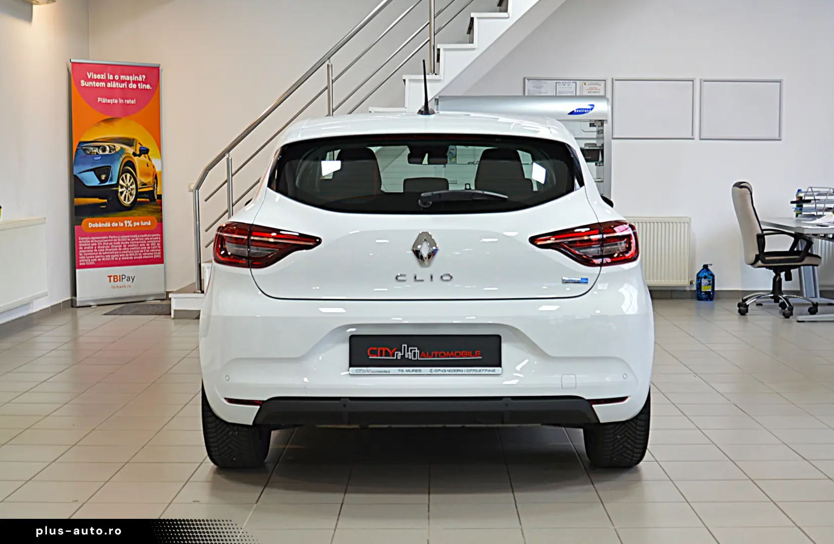 RENAULT CLIO 1.6 E-TECH HYBRID AUTOMATIC