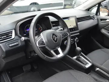 RENAULT CLIO 1.6 E-TECH HYBRID AUTOMATIC