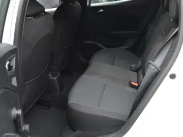 RENAULT CLIO 1.6 E-TECH HYBRID AUTOMATIC