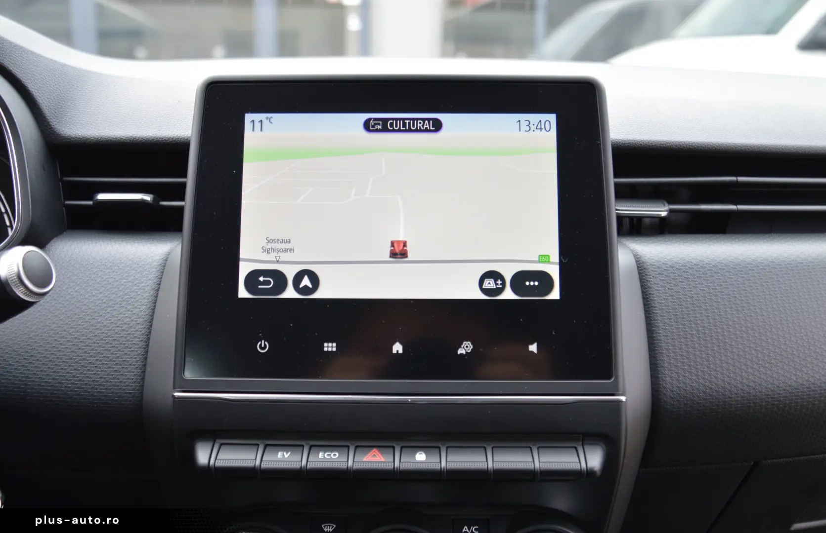 RENAULT CLIO 1.6 E-TECH HYBRID AUTOMATIC