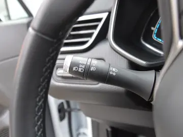 RENAULT CLIO 1.6 E-TECH HYBRID AUTOMATIC