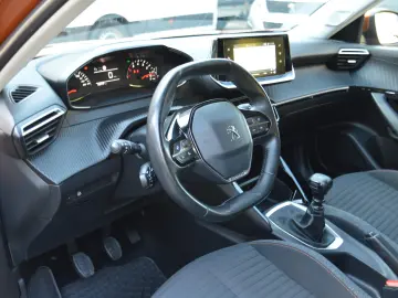 PEUGEOT 2008 1.5 BlueDCI