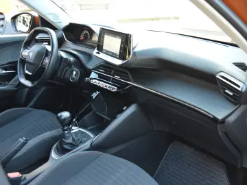 PEUGEOT 2008 1.5 BlueDCI