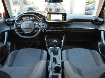 PEUGEOT 2008 1.5 BlueDCI