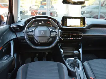 PEUGEOT 2008 1.5 BlueDCI