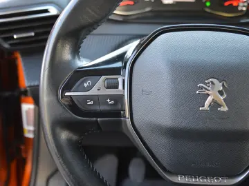 PEUGEOT 2008 1.5 BlueDCI