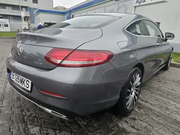 Mercedes-Benz C 400