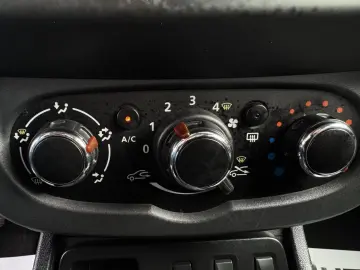 Dacia Duster 2017 Benzina 1.6 Mpi E6