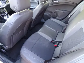 OPEL ASTRA K AUTOMAT 1.5 DIESEL 2021