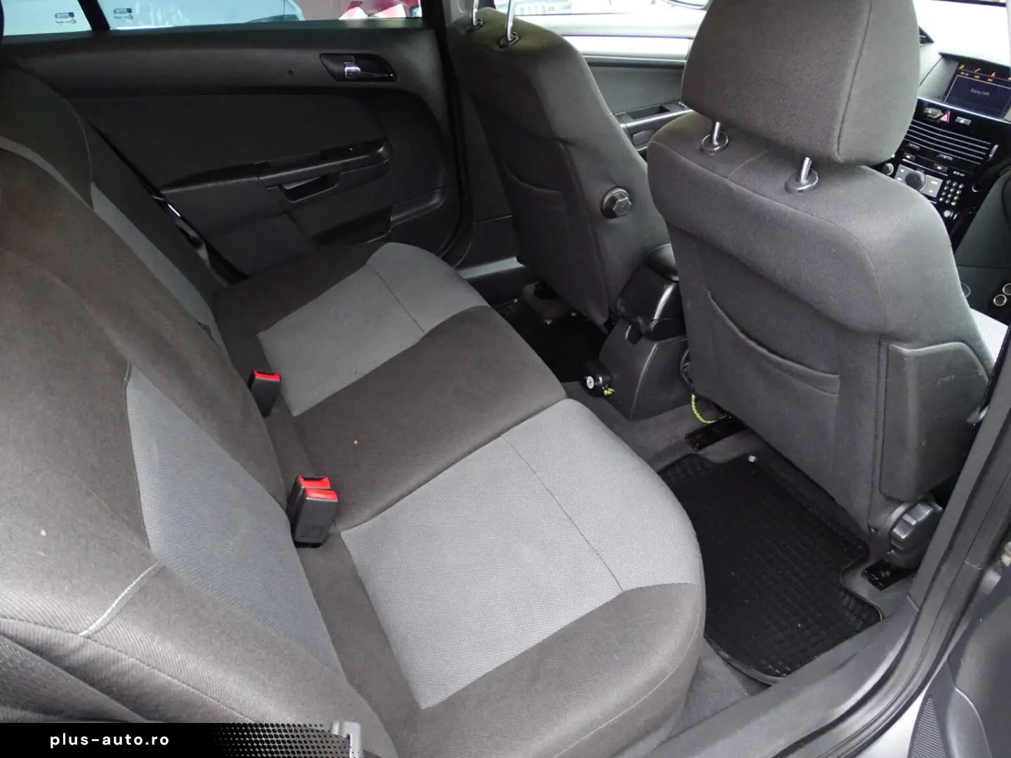 OPEL ASTRA H 1.9 CDTI 150 CP 2010