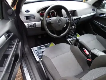 OPEL ASTRA H 1.9 CDTI 150 CP 2010