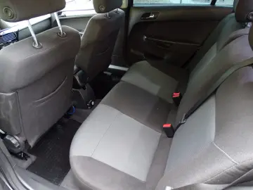 OPEL ASTRA H 1.9 CDTI 150 CP 2010