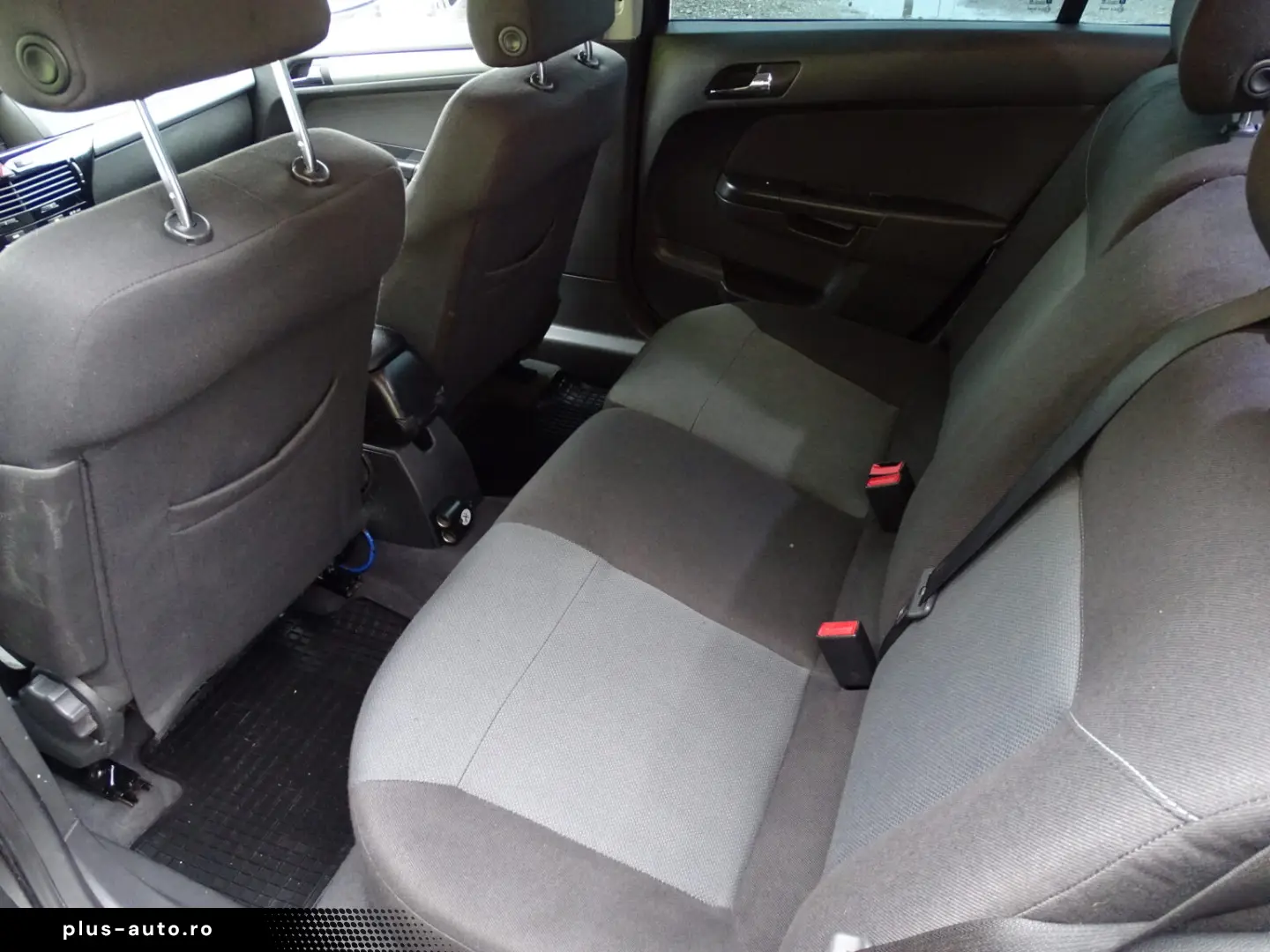 OPEL ASTRA H 1.9 CDTI 150 CP 2010