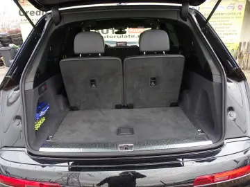 AUDI Q7 50 TDI MILDHYBRID 7 LOCURI 2019