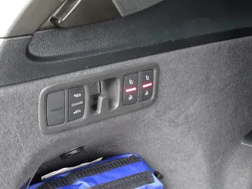 AUDI Q7 50 TDI MILDHYBRID 7 LOCURI 2019