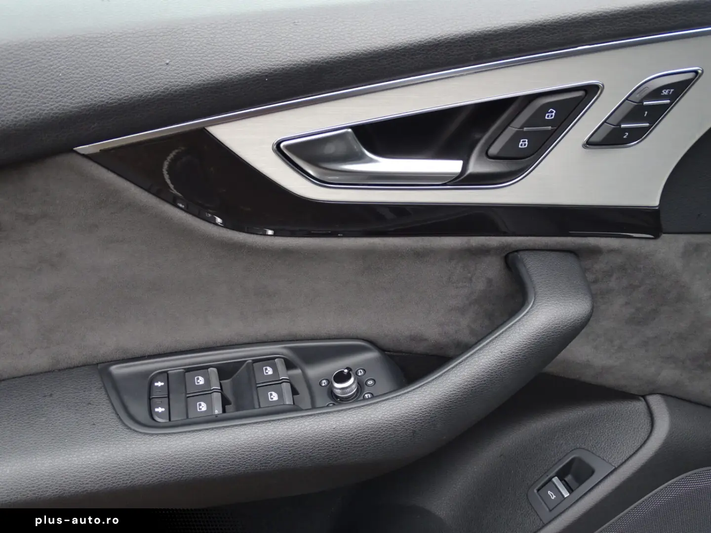 AUDI Q7 50 TDI MILDHYBRID 7 LOCURI 2019