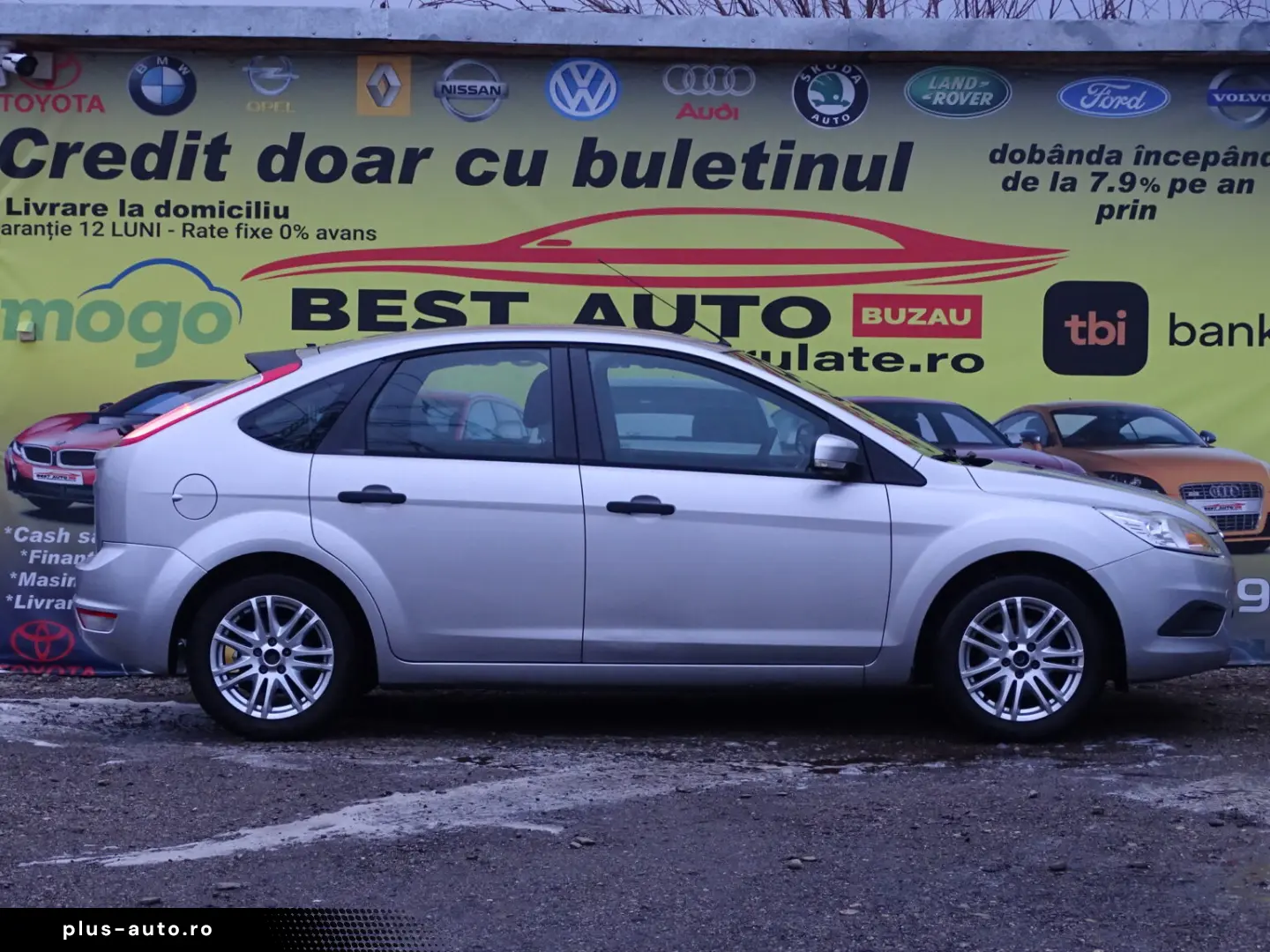 FORD FOCUS 1.4 MPI 2010