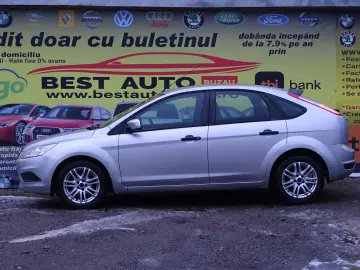 FORD FOCUS 1.4 MPI 2010