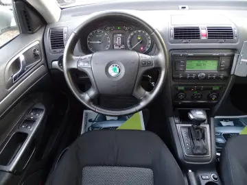 SKODA OCTAVIA II 2.0 TDI DSG 2008