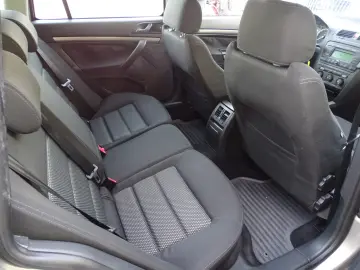 SKODA OCTAVIA II 2.0 TDI DSG 2008