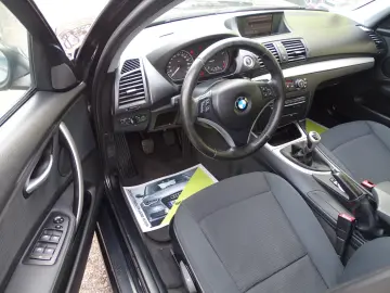 BMW SERIA 1 2.0D 2009 EURO 5