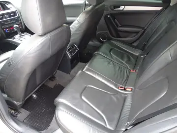 AUDI A4 B8 2.0 TDI AUTOMAT