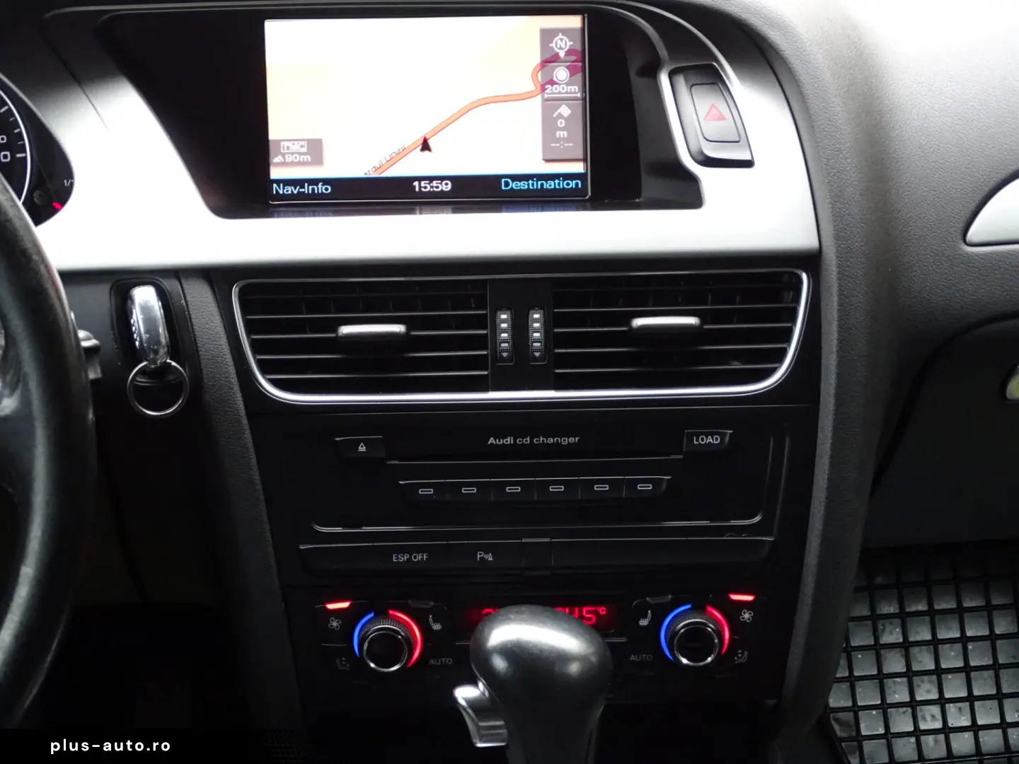 AUDI A4 B8 2.0 TDI AUTOMAT