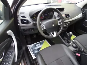 RENAULT FLUENCE 1.6 MPI 2011 EURO 5