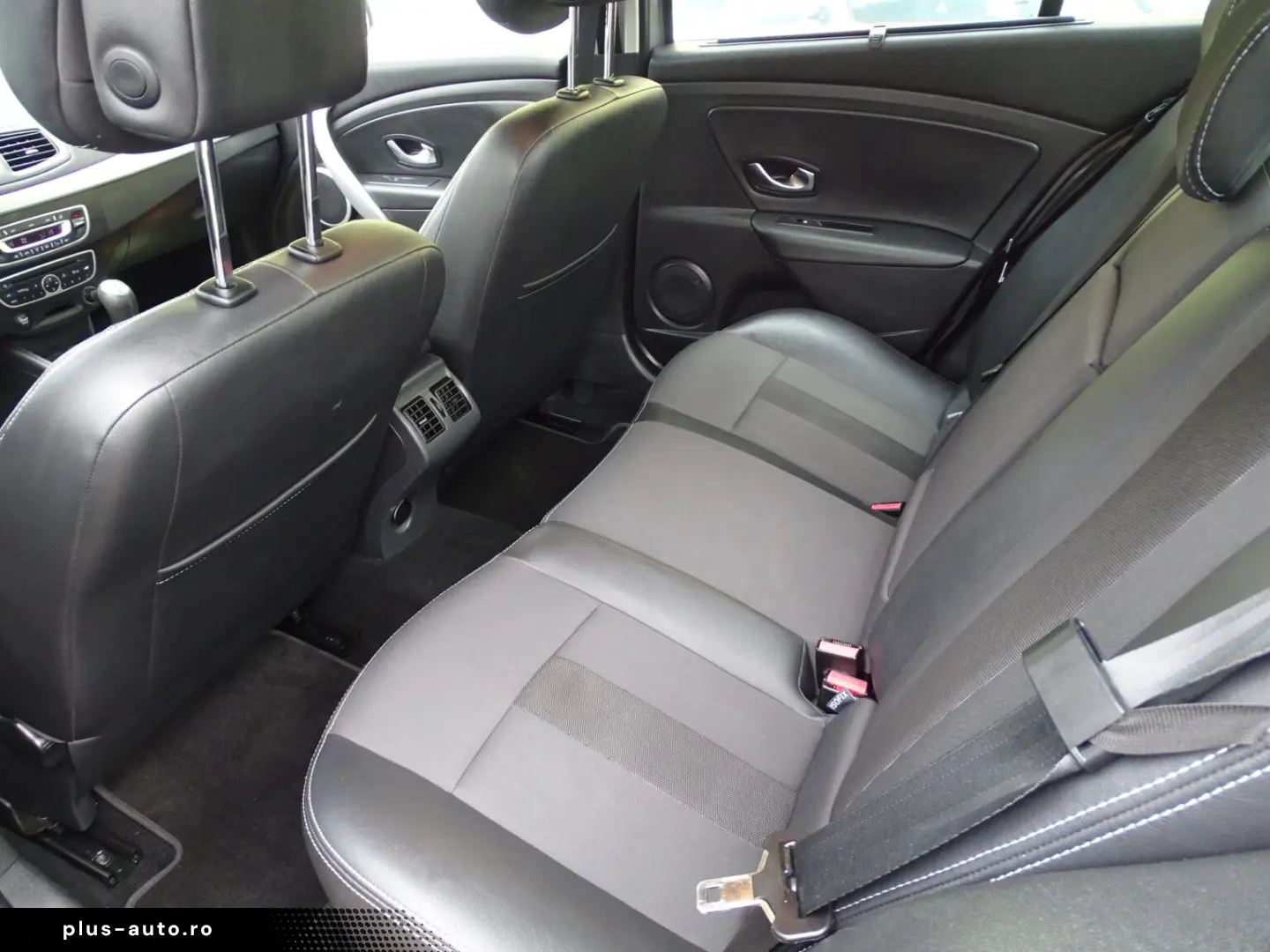 RENAULT FLUENCE 1.6 MPI 2011 EURO 5