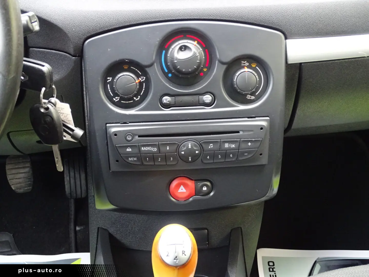 RENAULT CLIO 1.2 BENZINA 2009