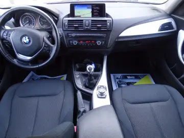 BMW 118 D NAVI 2012