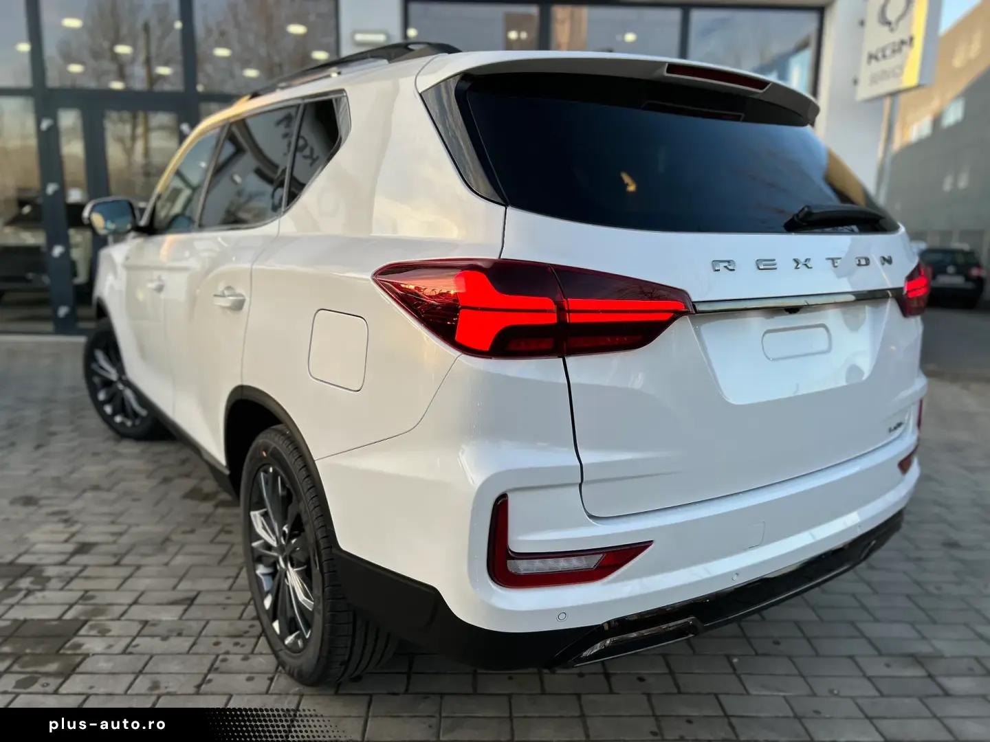 SsangYong REXTON G4 2.2 e-XDI 4WD Black Edition