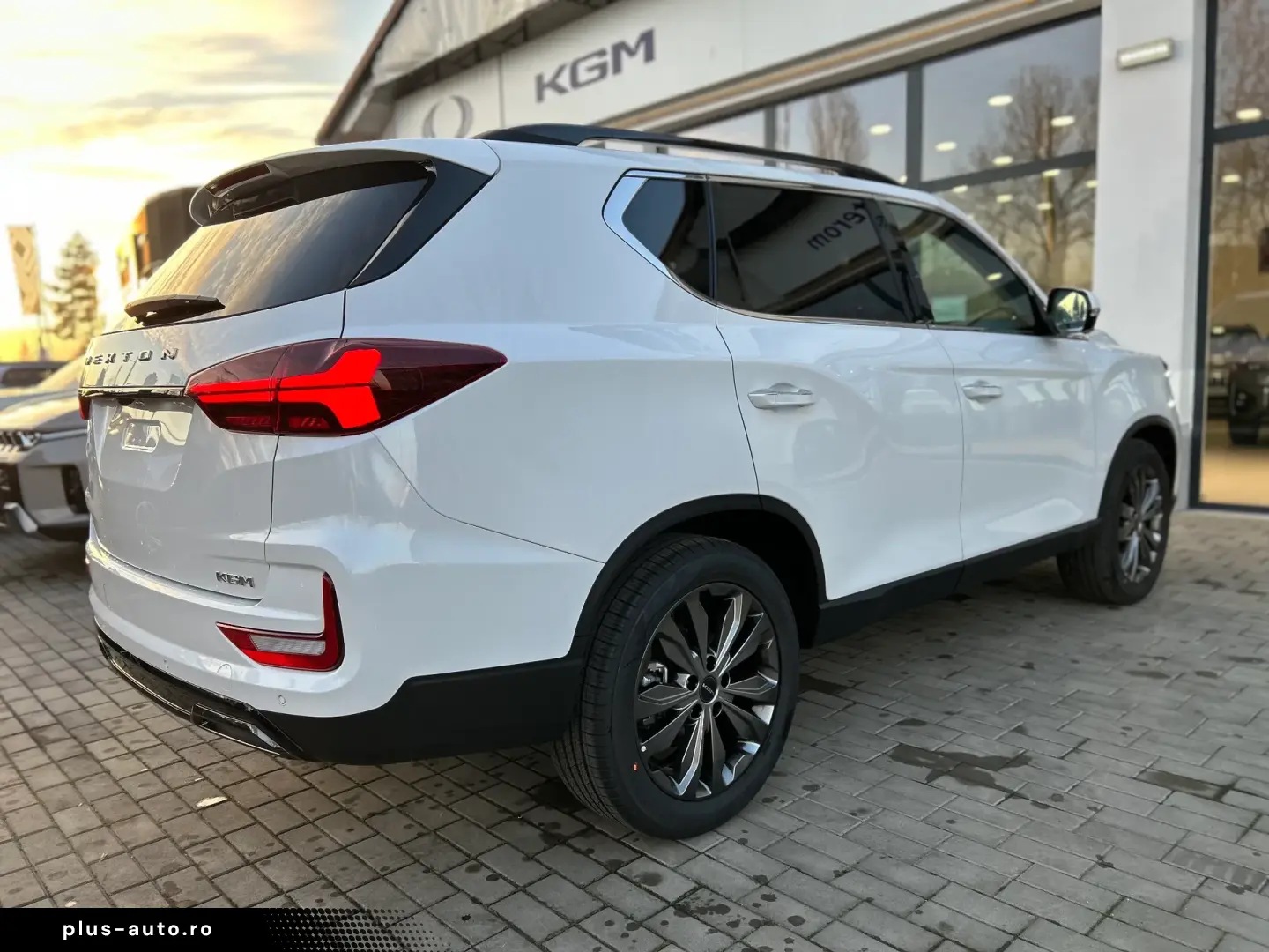 SsangYong REXTON G4 2.2 e-XDI 4WD Black Edition