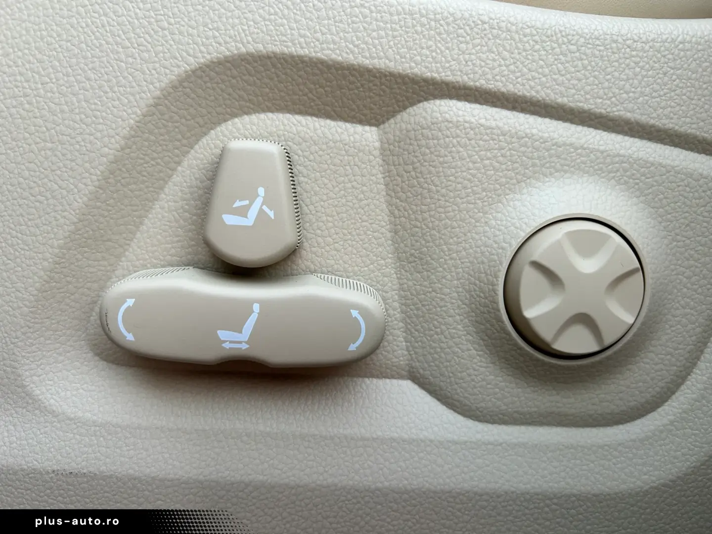 SsangYong REXTON G4 2.2 e-XDI 4WD Black Edition