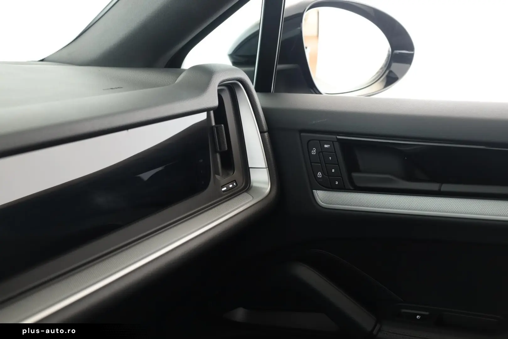 Cayenne Coupé BOSE Inno PASM 360 Sportabgas 22