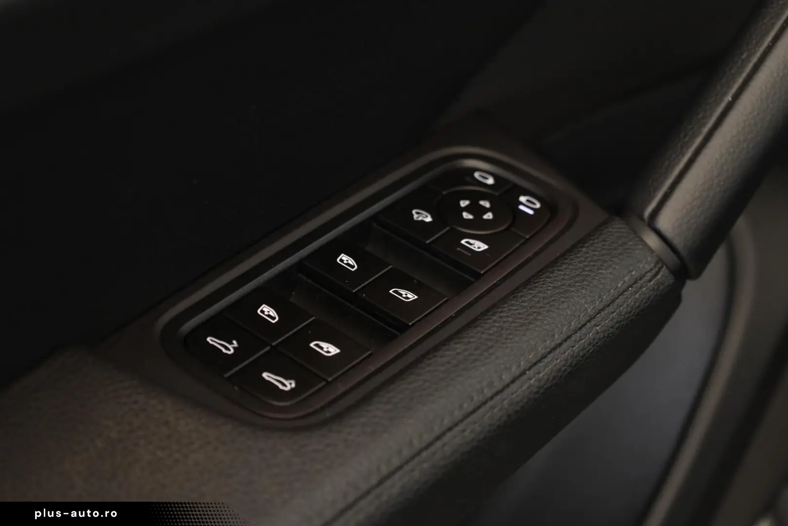 Cayenne Coupé BOSE Inno PASM 360 Sportabgas 22