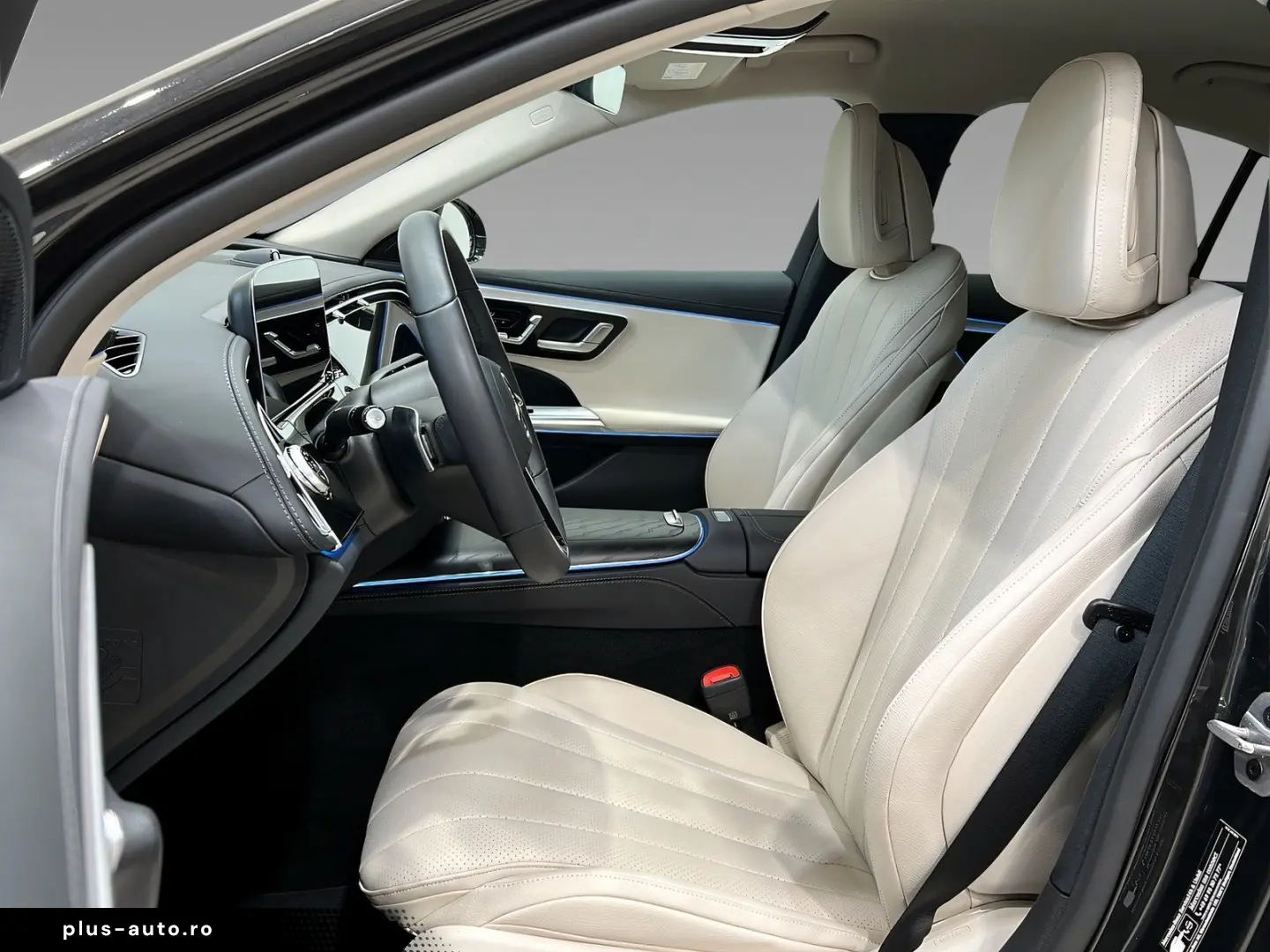 E 450 d 4M AVANTGARDE DISTR Superscreen Memo 360