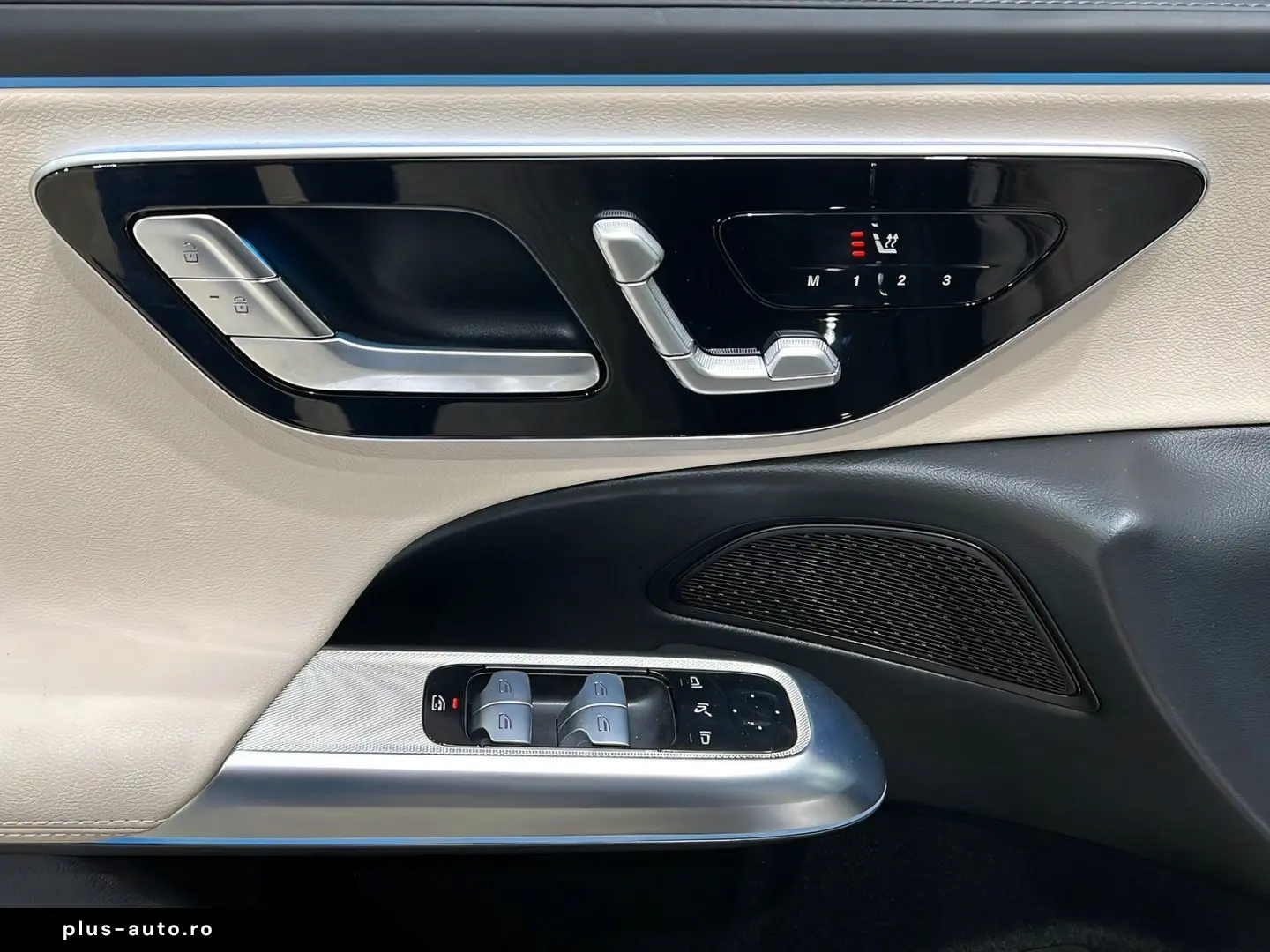 E 450 d 4M AVANTGARDE DISTR Superscreen Memo 360