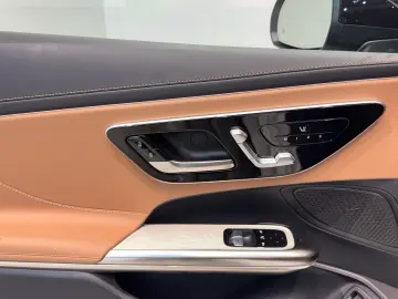 CLE 300 e AMG Line Night Digital-Light Panorama