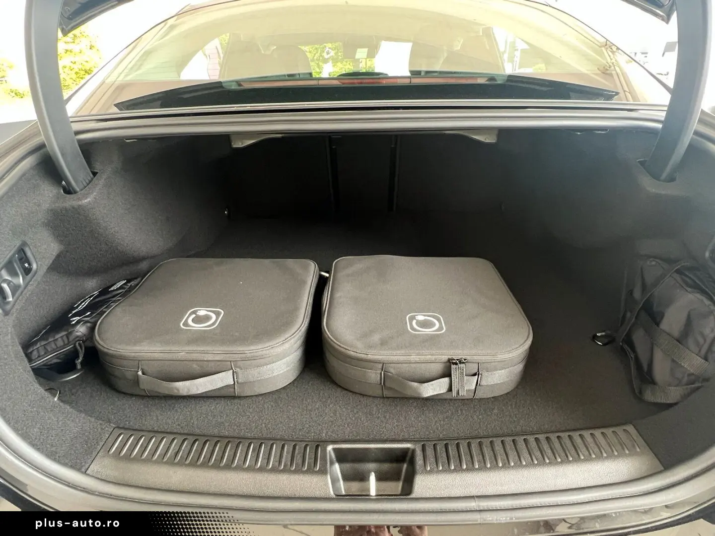 E 400 e 4M AVANTGARDE Distronic Kamera Memory