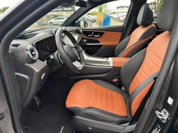 GLC 300 de 4Matic (NP 105000) AMG Panorma etcc