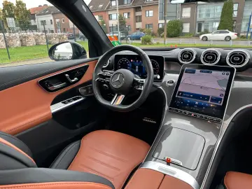 GLC 300 de 4Matic (NP 105000) AMG Panorma etcc