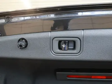 E 300 de 4M Avantgarde Advanced Burm4D AHK Distr