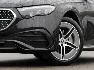 E 300 de 4M AMG-Sport Pano AHK Burm Dist Keyl 19